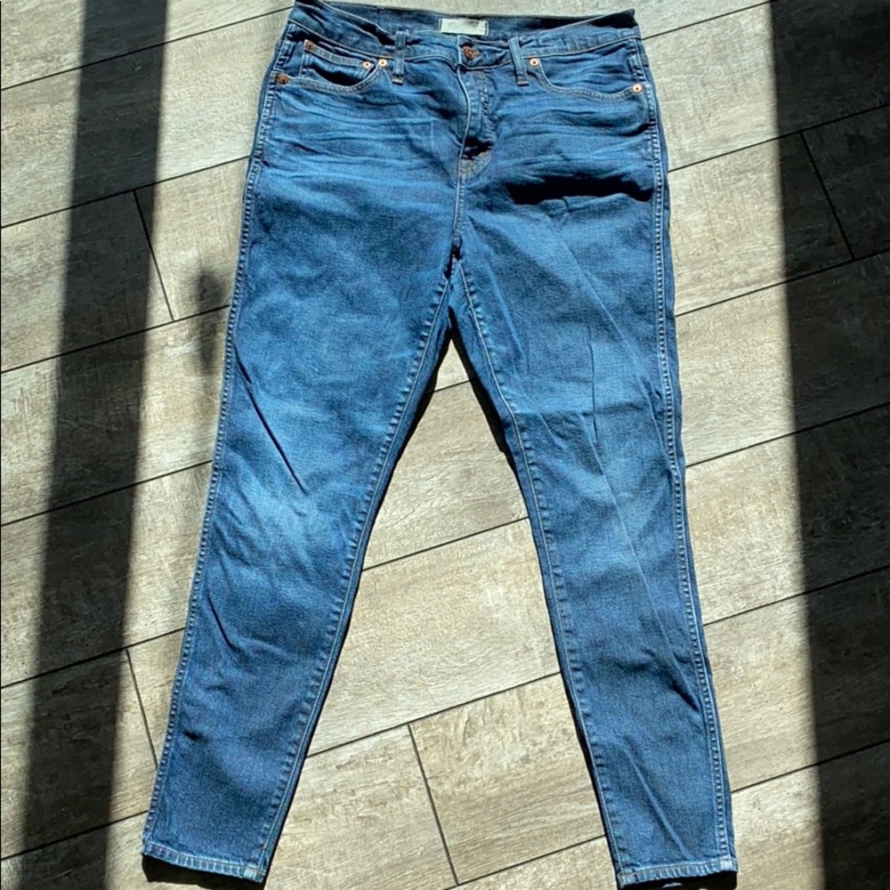 9” High-Rise Skinny size 31